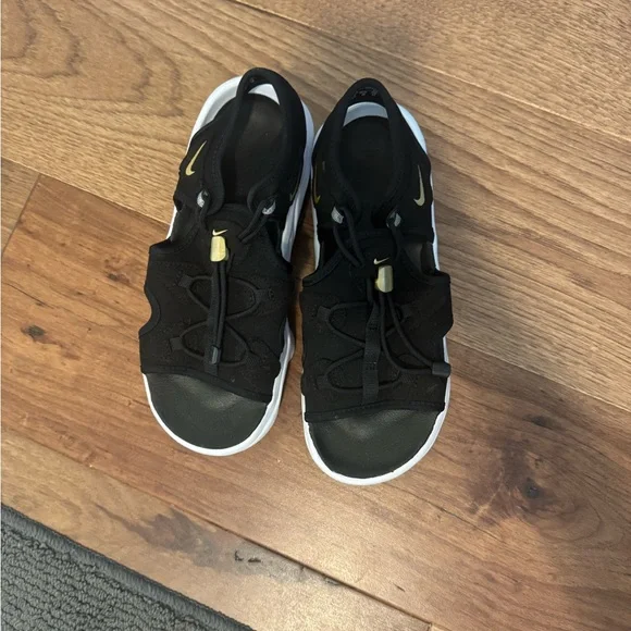 Nike Air Force Koko Black and White Sporty Sandals - Picture 6 of 8